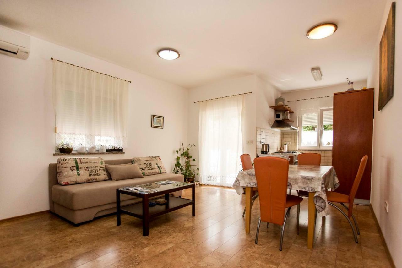 Apartment Beba 罗维尼 外观 照片