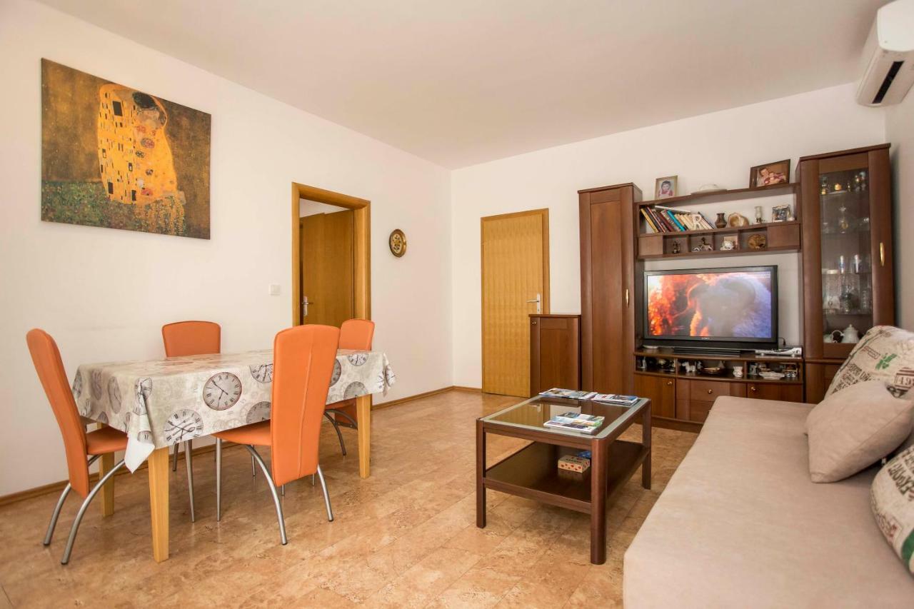 Apartment Beba 罗维尼 外观 照片